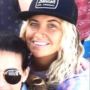 Meet your Posher, Brit